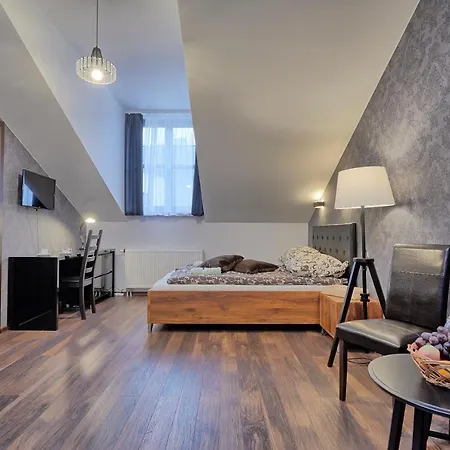 Appartement Cafe Garden Krakau